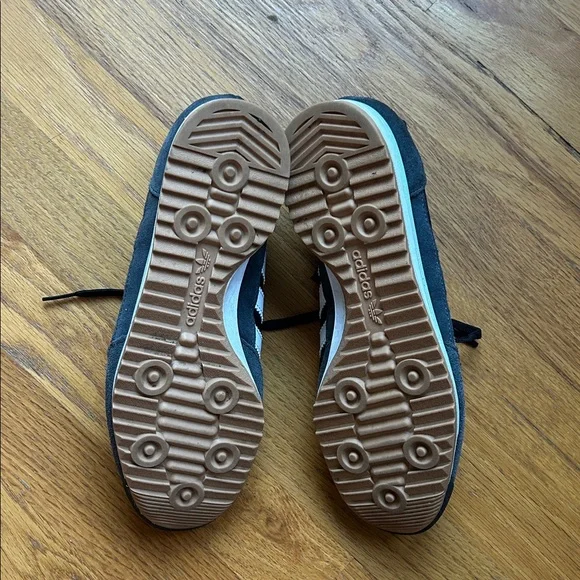 Adidas Black and White Sneakers - Picture 9 of 9